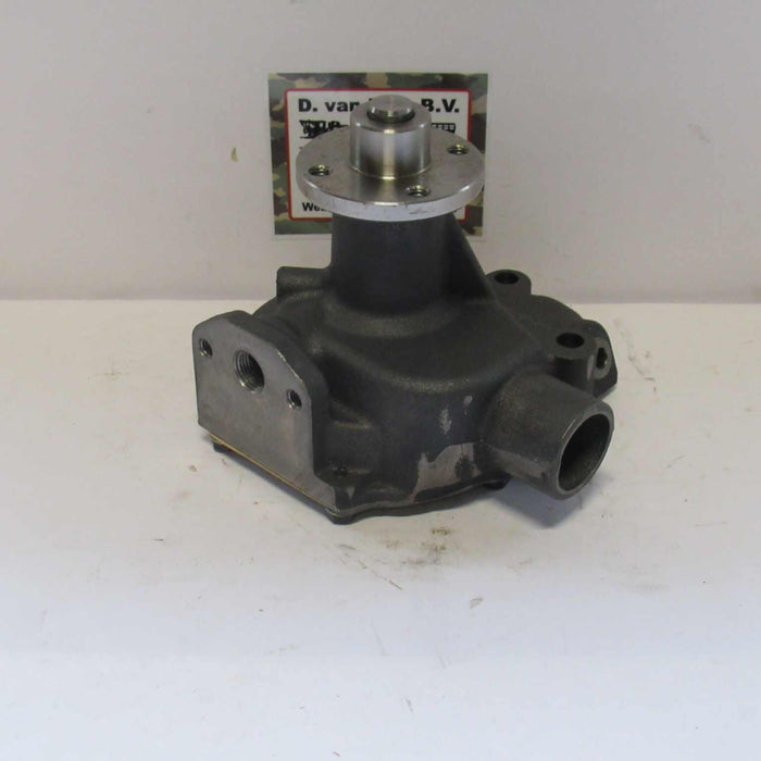 Waterpomp with included gaskets, model CC-633732. Waterpomp with included gaskets, model CC-633732.