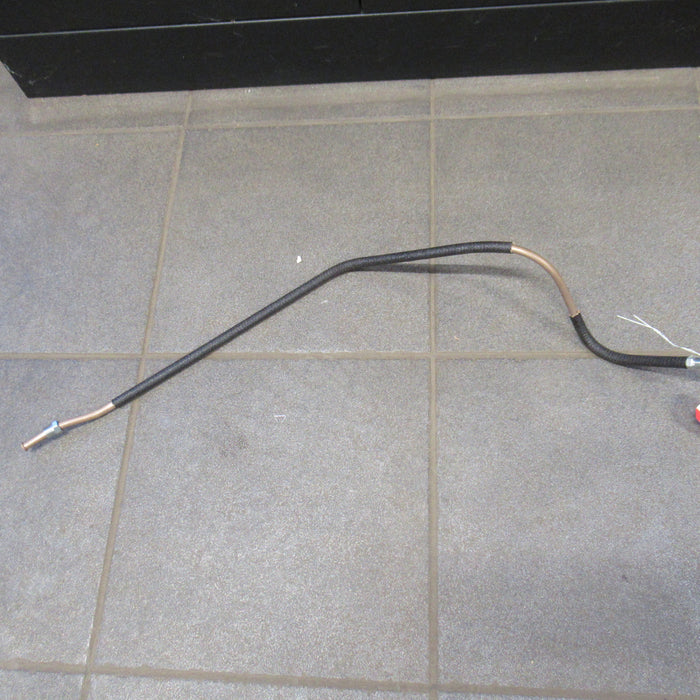 Benzineleiding bovenop tank Benzineleiding bovenop tank