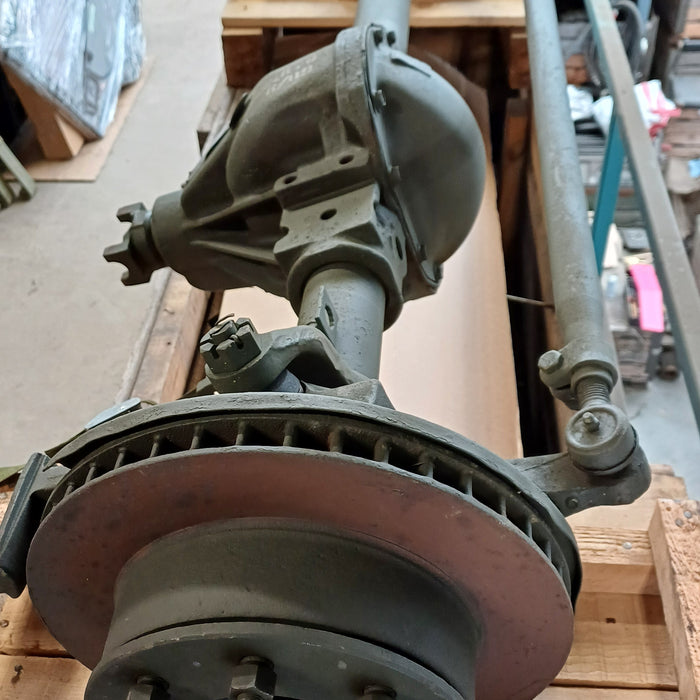Dodge W200 vooras Dana 44 gereviseerd Dodge W200 vooras Dana 44 gereviseerd