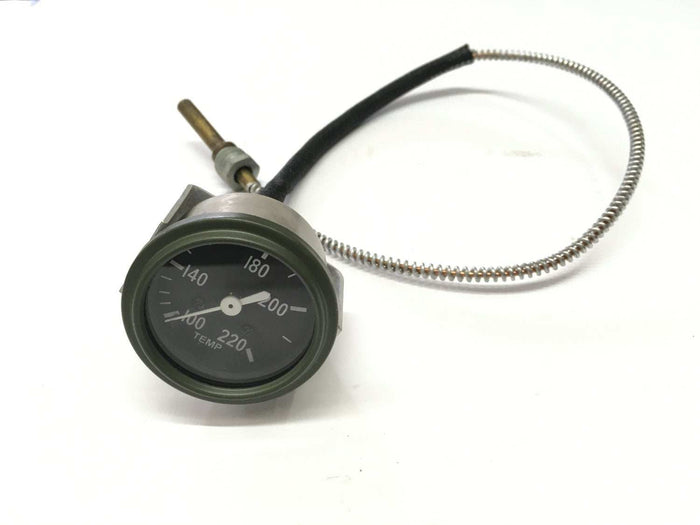 Analog temperatuurmeter met wijzerplaat en kabel. Analog temperatuurmeter met wijzerplaat en kabel.