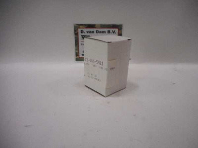 Gloeilamp koplamp 24V in verpakking, artikelnummer 6240-17-001-5411.