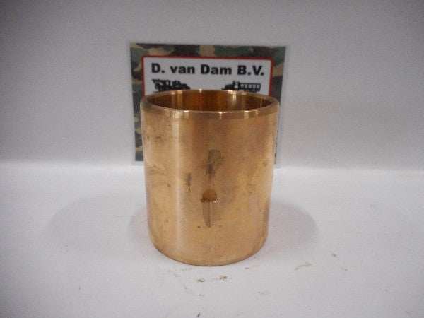 Bronze bushing for hulpas, product code A 404 262 02 50, NSN 2520-12-122-5986. Bronze bushing for hulpas, product code A 404 262 02 50, NSN 2520-12-122-5986.