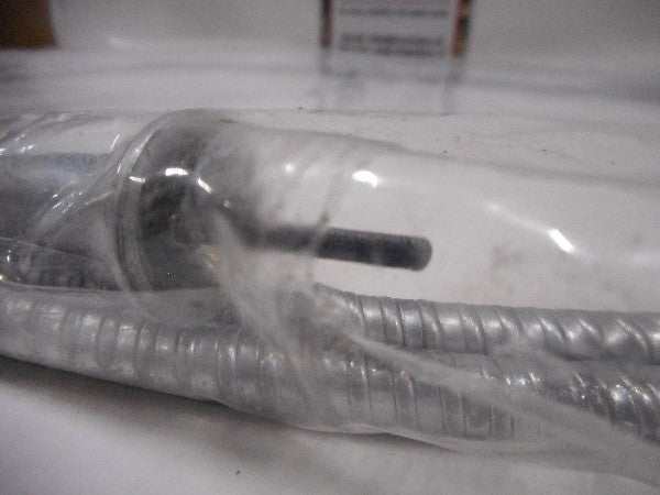 Snelheidsmeterkabel 6X6 product image with packaging. Snelheidsmeterkabel 6X6 product image with packaging.