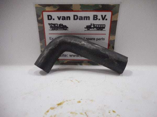 Waterslang waterpomp voor verbinding met cylinderkop, artikelnummer 4720-00-769-7588. Waterslang waterpomp voor verbinding met cylinderkop, artikelnummer 4720-00-769-7588.