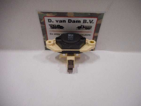Dynamo spanningsregelaar with item number A 000 154 17 05. Dynamo spanningsregelaar with item number A 000 154 17 05.