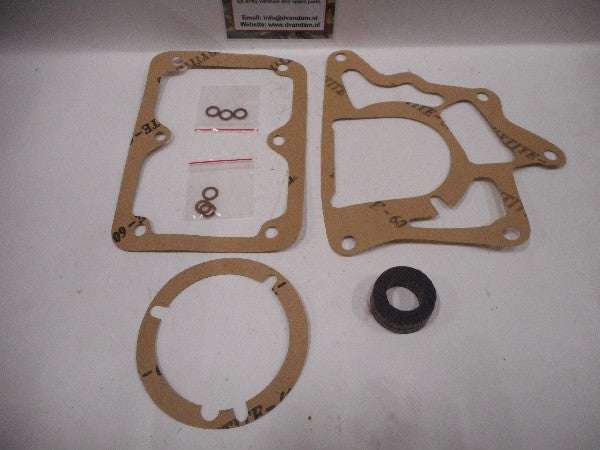 Pakkingset versnellingsbak T-90 J0923301 with gaskets and seals. Pakkingset versnellingsbak T-90 J0923301 with gaskets and seals.