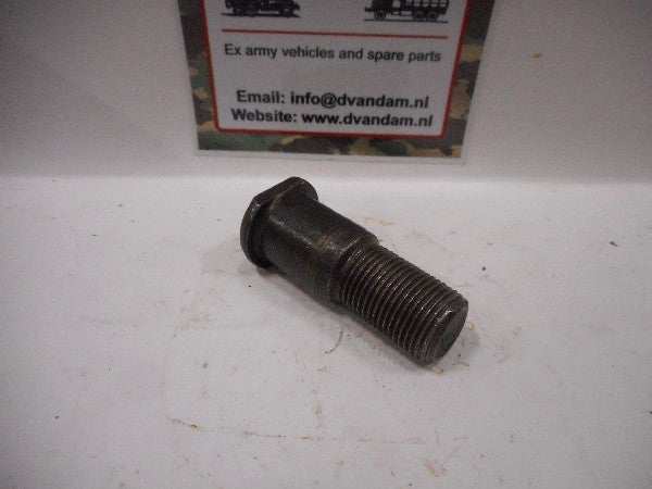 Wielbout, links, artikelnummer CC-924629, ex-army vehicle part. Wielbout, links, artikelnummer CC-924629, ex-army vehicle part.