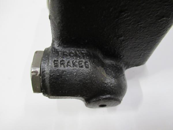 Hoofdremcilinder_Dual_reservoir_CJ_jeep___IHC_schout_car Hoofdremcilinder_Dual_reservoir_CJ_jeep___IHC_schout_car