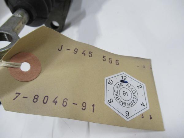 Hoofdremcilinder_Dual_reservoir_CJ_jeep___IHC_schout_car Hoofdremcilinder_Dual_reservoir_CJ_jeep___IHC_schout_car