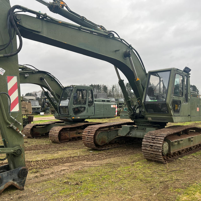 JCB JS 240 - kraan / rupsgraafmachine JCB JS 240 - kraan / rupsgraafmachine