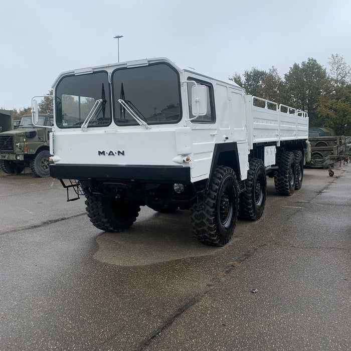 MAN 8x8 10 ton bakwagen