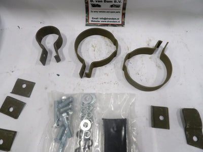 Ophangset uitlaat (vroeg)