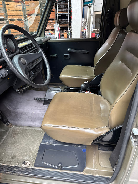 Mercedes-Benz G-230