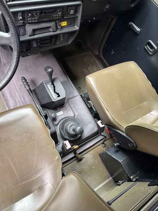 Mercedes-Benz G-230