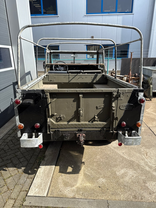 Land Rover 109 - 1983 Benzine Softtop LH