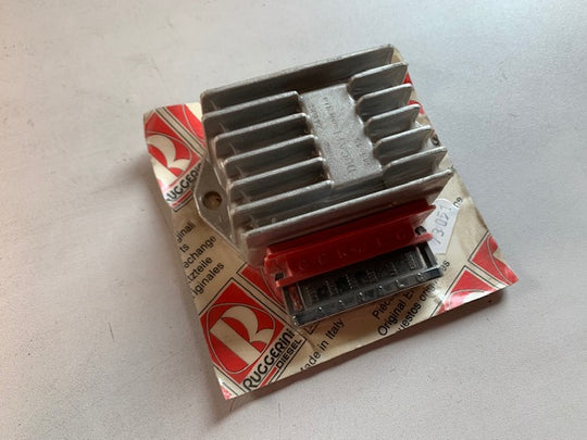 Engine Generator Regulator / Ducati voltage regulator