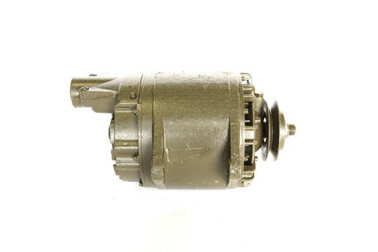 Dynamo - 24 volt - ex Nederlands leger (gereviseerd)