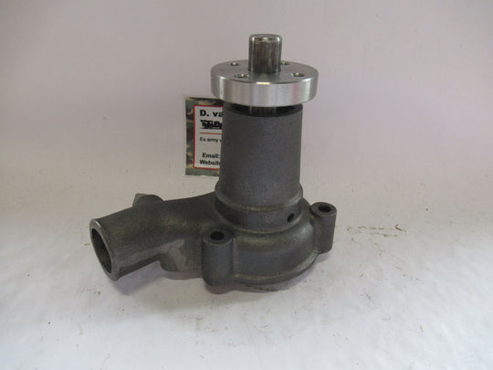 Waterpomp Ford Mutt M151