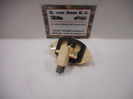 Dynamo spanningsregelaar