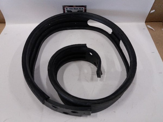 Voorraamrubber onder raamkozijn