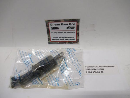 Veerbeugel differentieel sper bediening