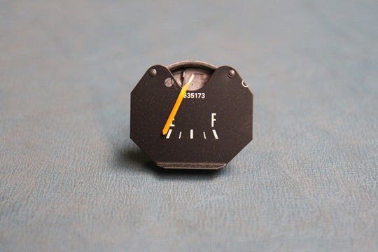 Benzinemeter Dodge W200