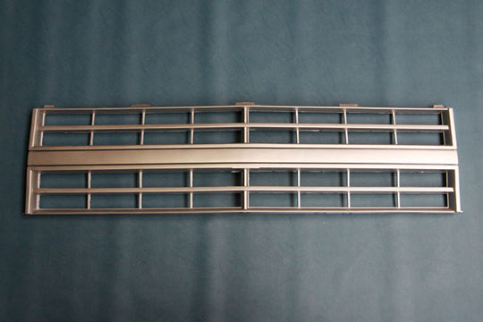 Gril Chevrolet K30 Pick-up bouwjaar 1981-1987